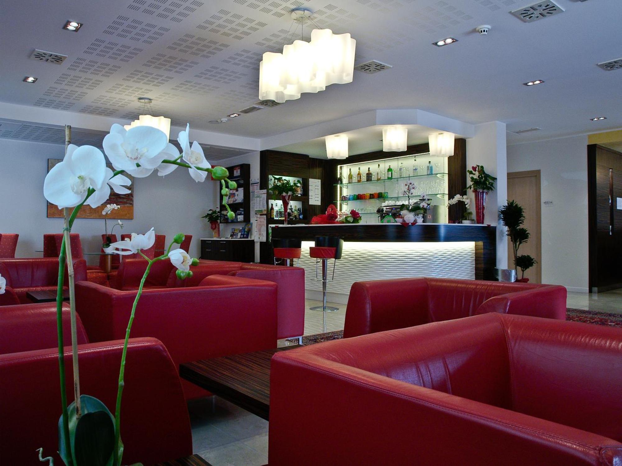 Hotel Villa Angelina Bibione Buitenkant foto